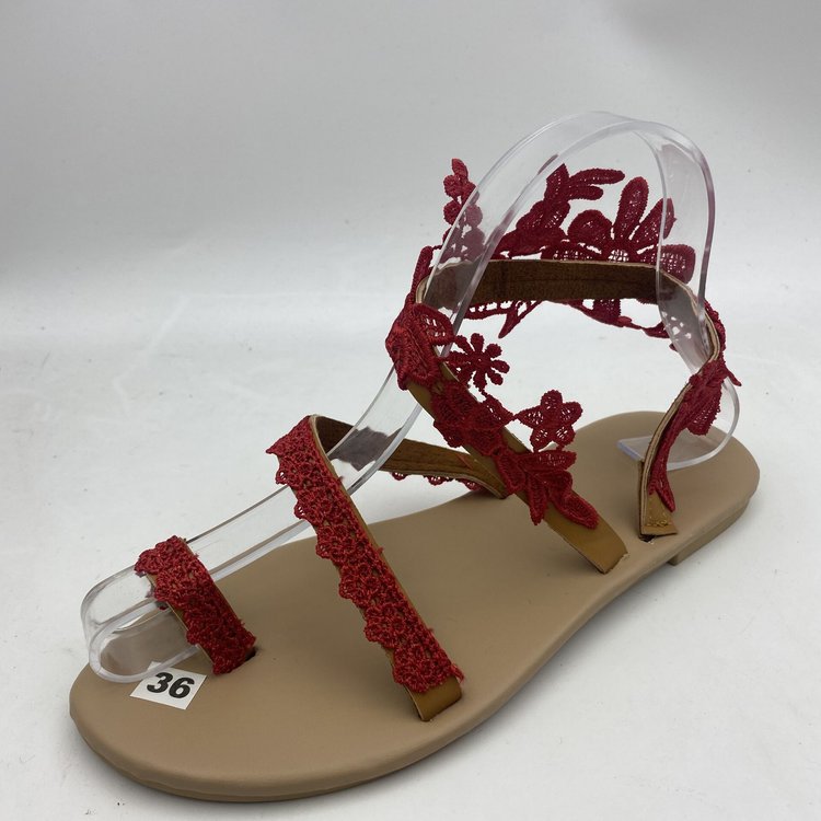 Floral Round Toe Low-Heel Flat Sandals