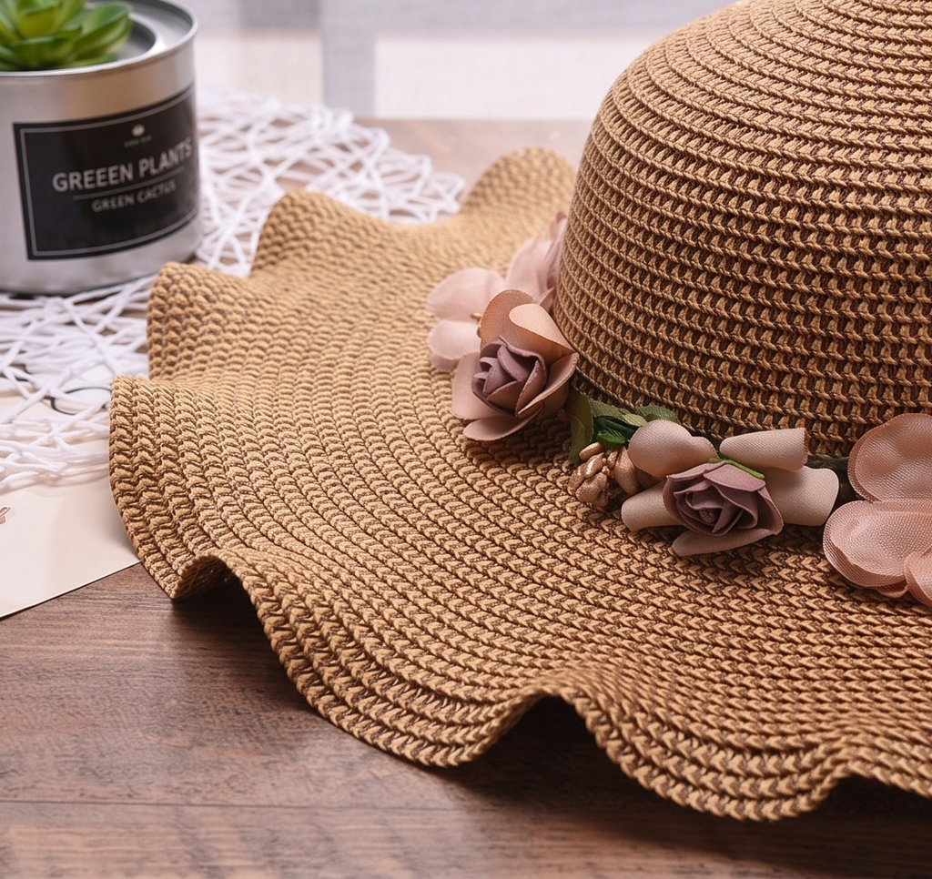 Women's Summer Beach Straw Hat with Flower Design (Cópia)